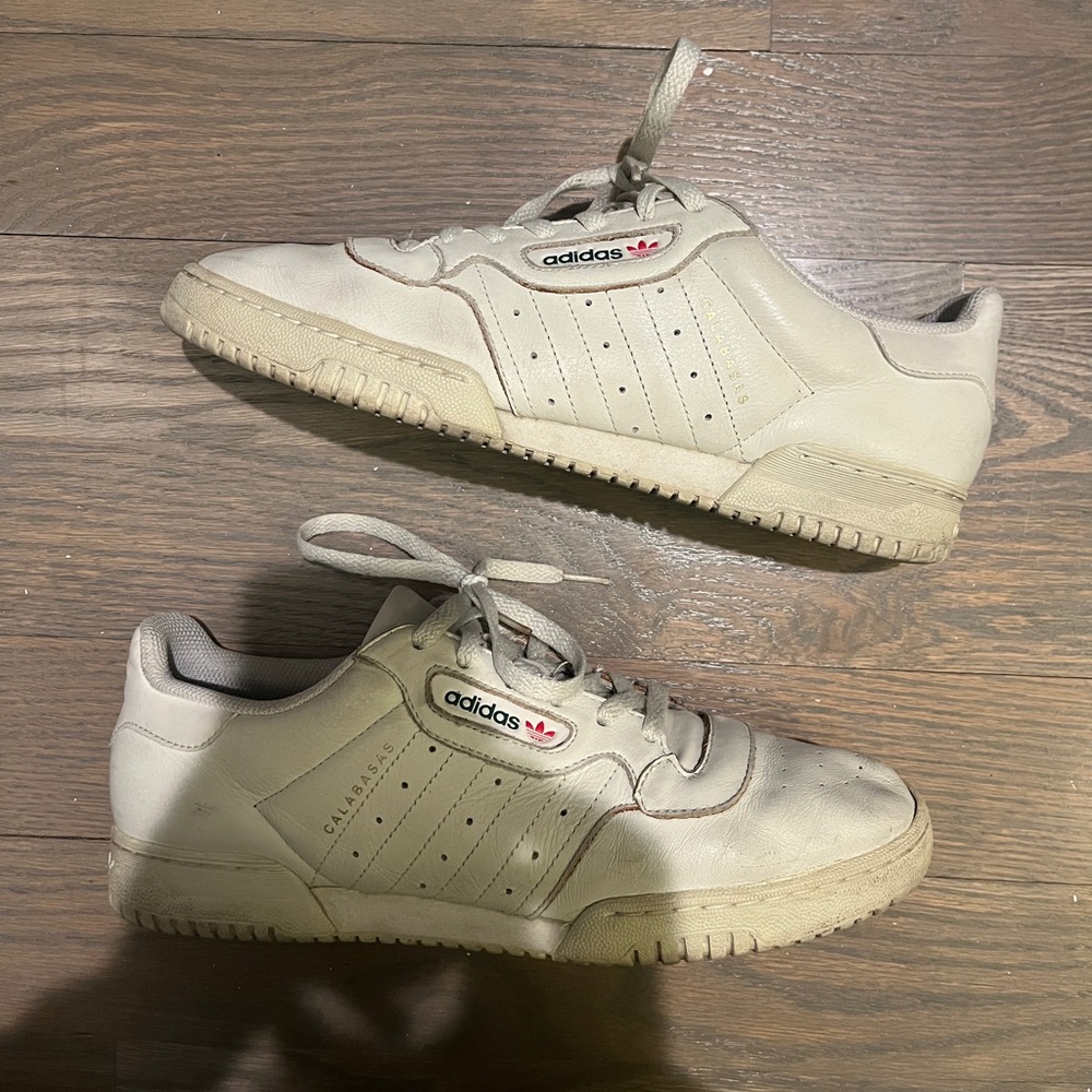 Adidas Yeezy Calabasas powerphase